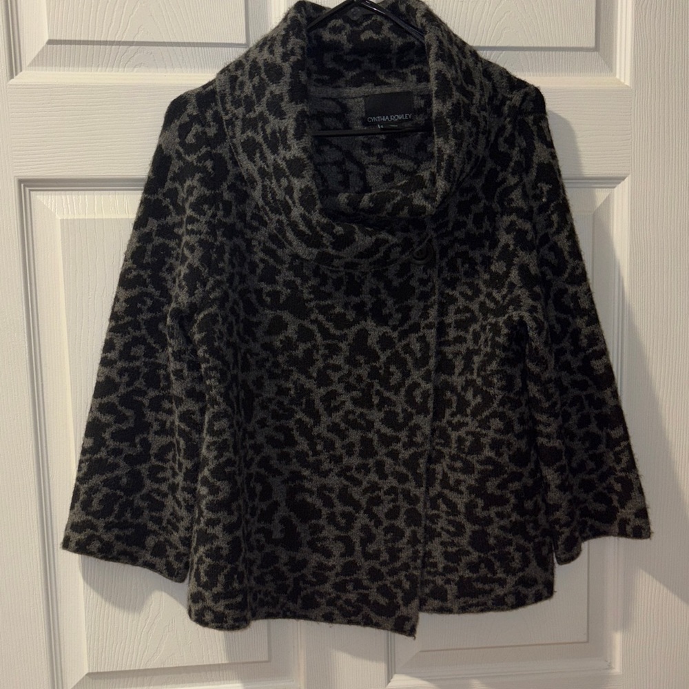 Cynthia Rowley Black and Gray wool blend Cowl Neck Sweater in animal print M